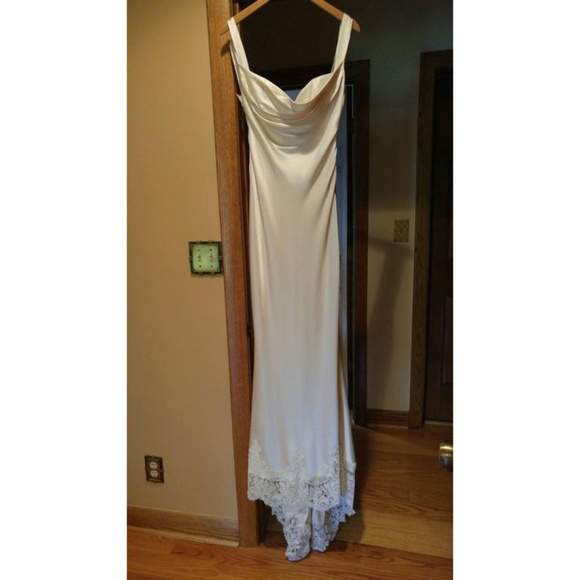 Wedding Dress - David Fielden Pippa Dress - Picture 3 of 6